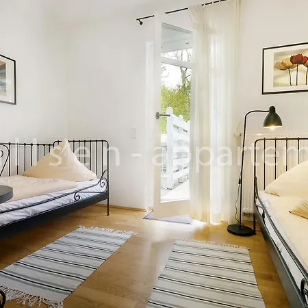 Libelle By Callsen *